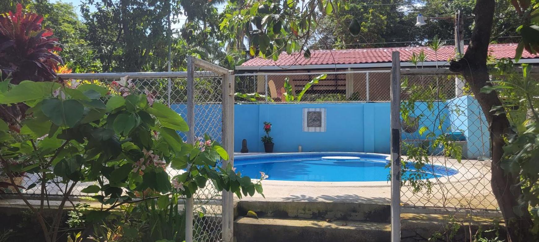 Hostal Tia Reyna El Zonte Exterior foto
